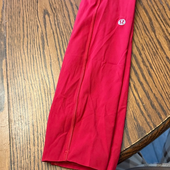 Lululemon Base Pace Legging - Picture 2 of 6